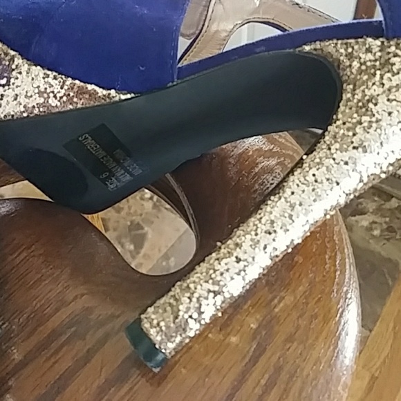 Shoes - Picture 8 of 8